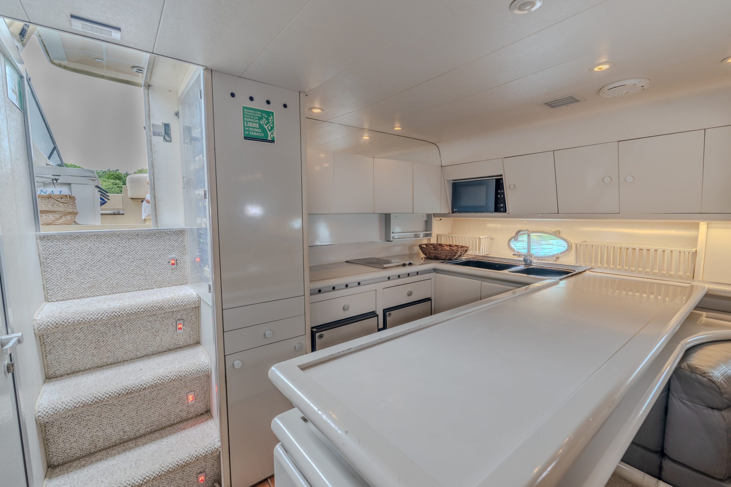 62 foot yacht Cuña ready for a private charter