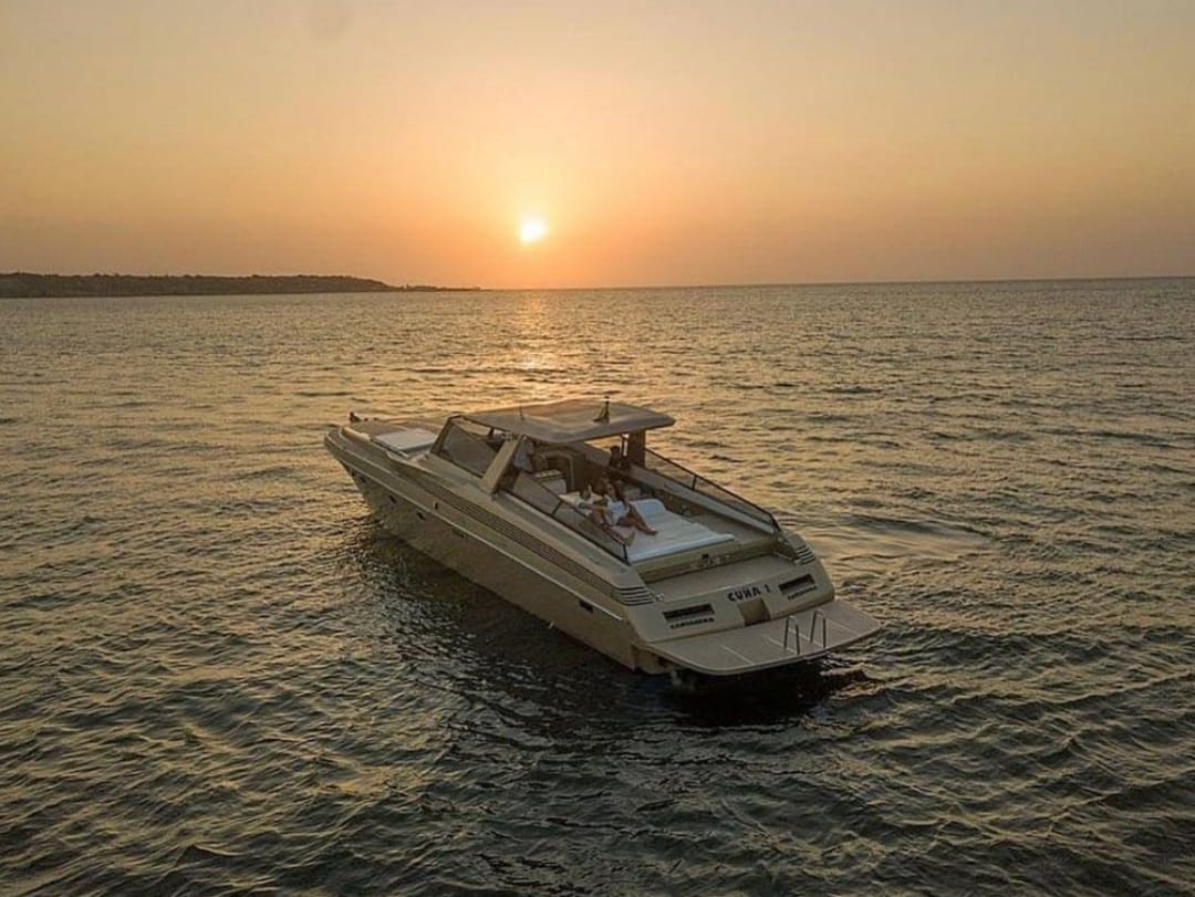 Sunset lighting over the 62ft yacht Cuña