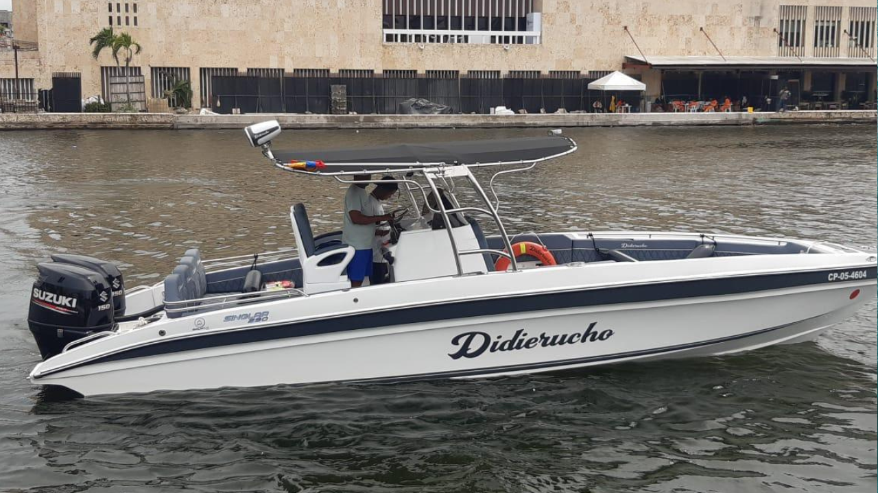 Available boat to rent in Cartagena. Didierucho