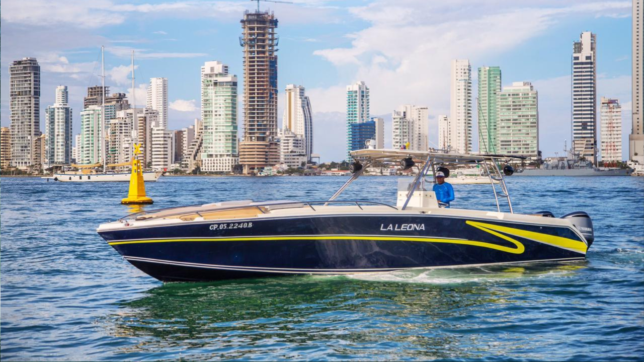 Available boat to rent in Cartagena. La Leona