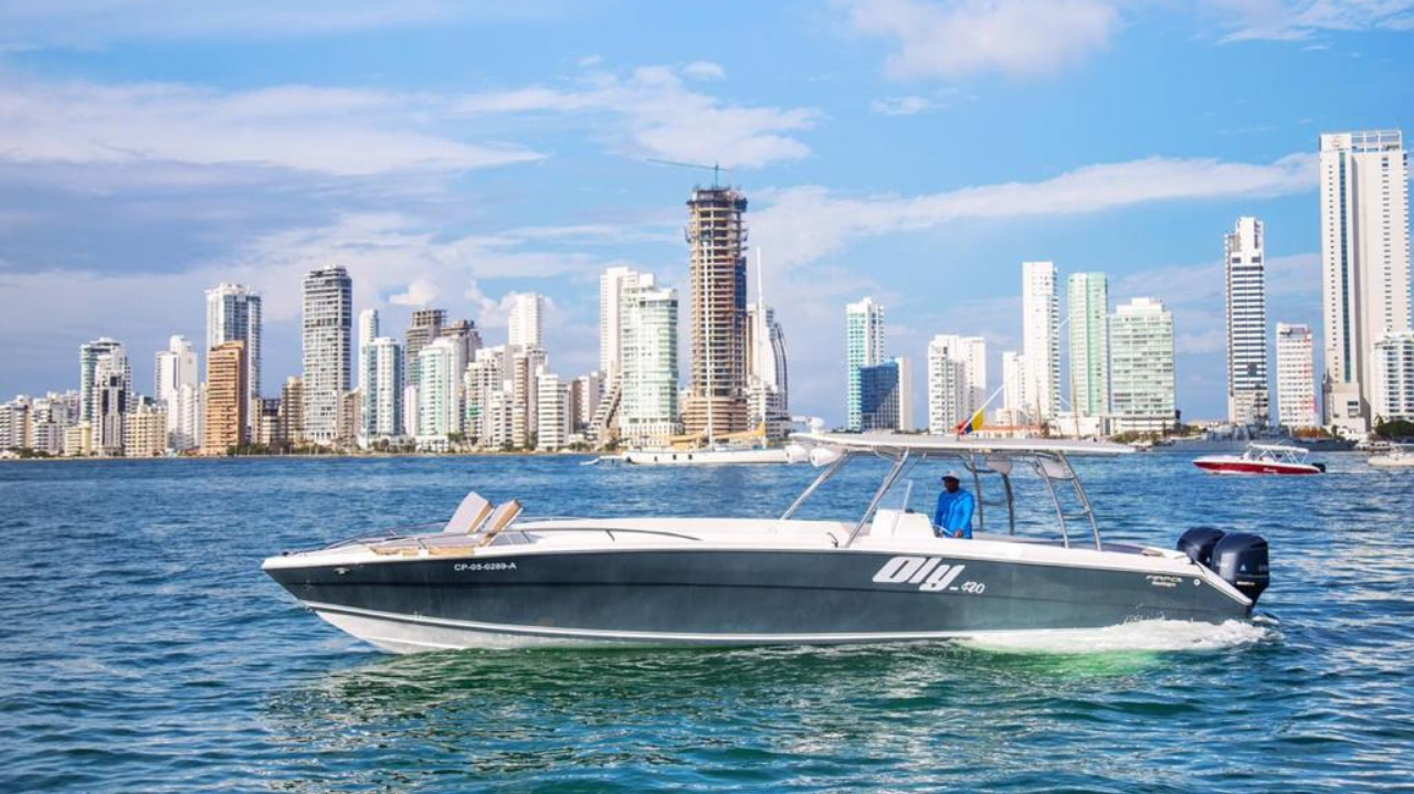 Available boat to rent in Cartagena. Oly