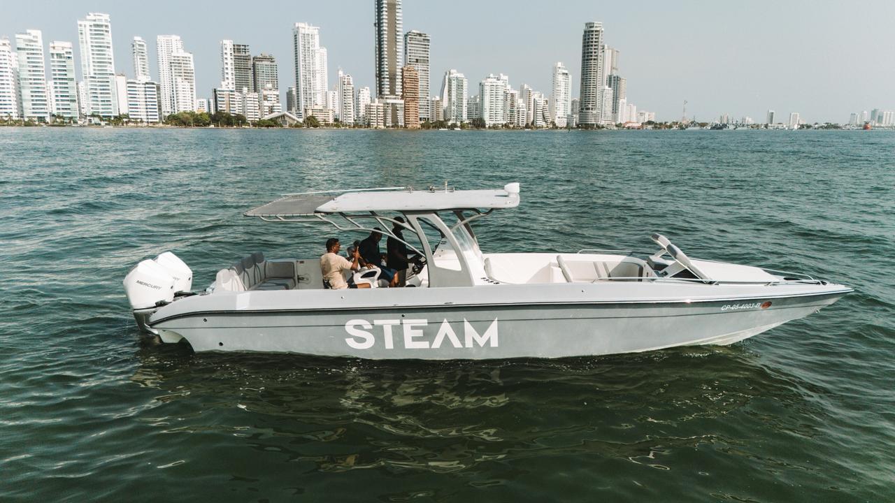 Available boat to rent in Cartagena. Vicky