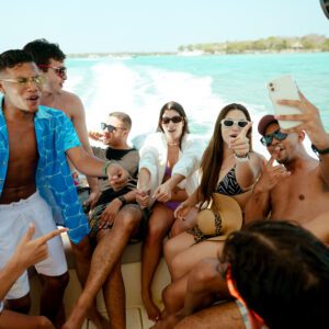join a boat party and meet new friends in Cartagena
