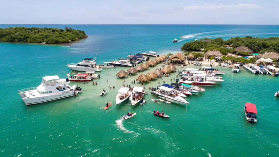 An image of Cholón, one of the available destinations for Cartagena Party Boats' private or shared parties