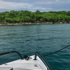 An image of Cienega de los Vasquez, one of the available destinations for Cartagena Party Boats' private or shared parties