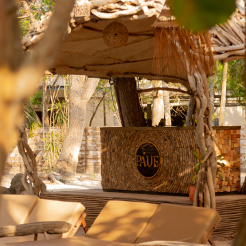 Why Some Cartagena Party Boats Clients Choose PA’UE Beach Lounge Instead of the Default Mangata Stop